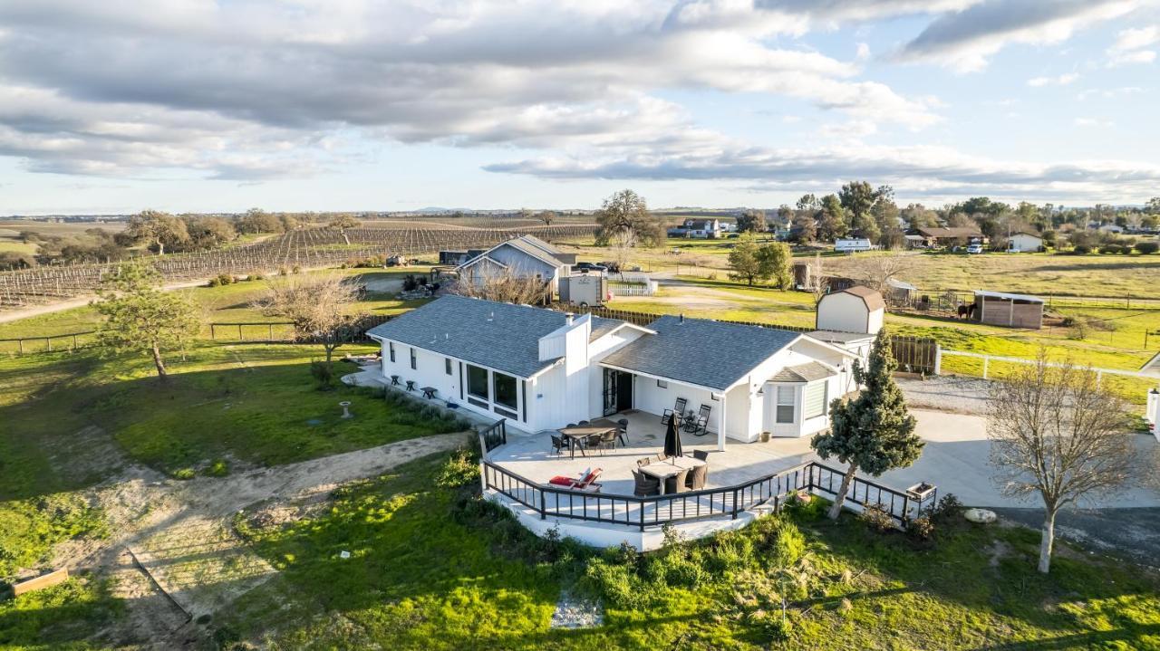 Vino View Farmhouse Villa ปาโซโรเบิลส์ ภายนอก รูปภาพ