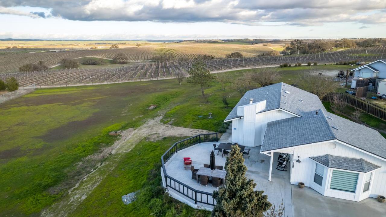 Vino View Farmhouse Villa ปาโซโรเบิลส์ ภายนอก รูปภาพ